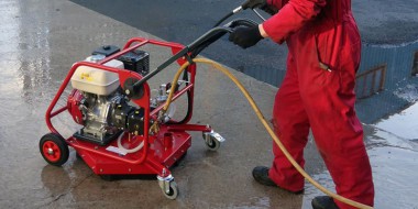 Pressure Washer & Steam Cleaning
